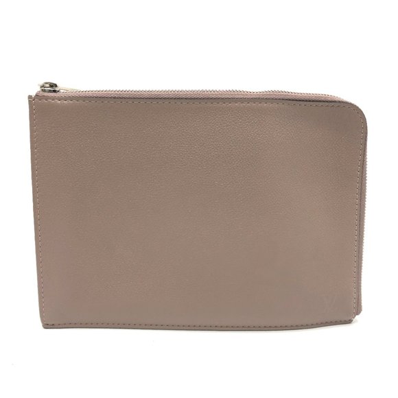 LOUIS VUITTON Beige Clutch Bag - Picture 1 of 11